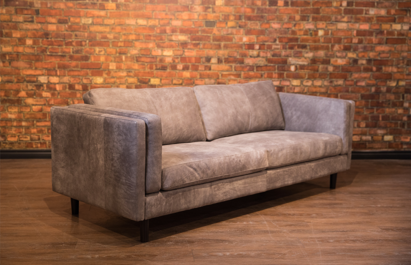 AMALFI LEATHER SOFA