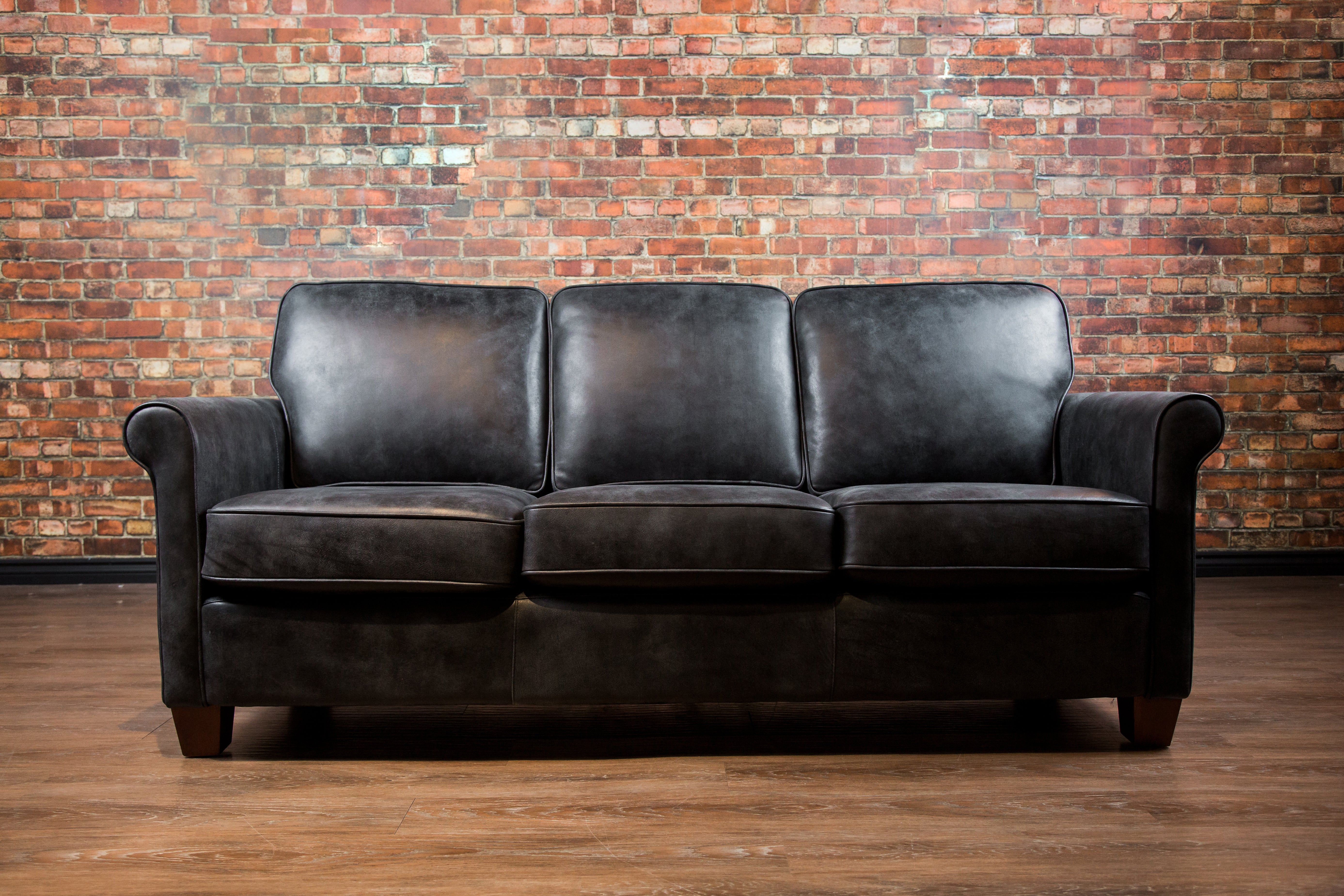 CHICAGO LEATHER SOFA