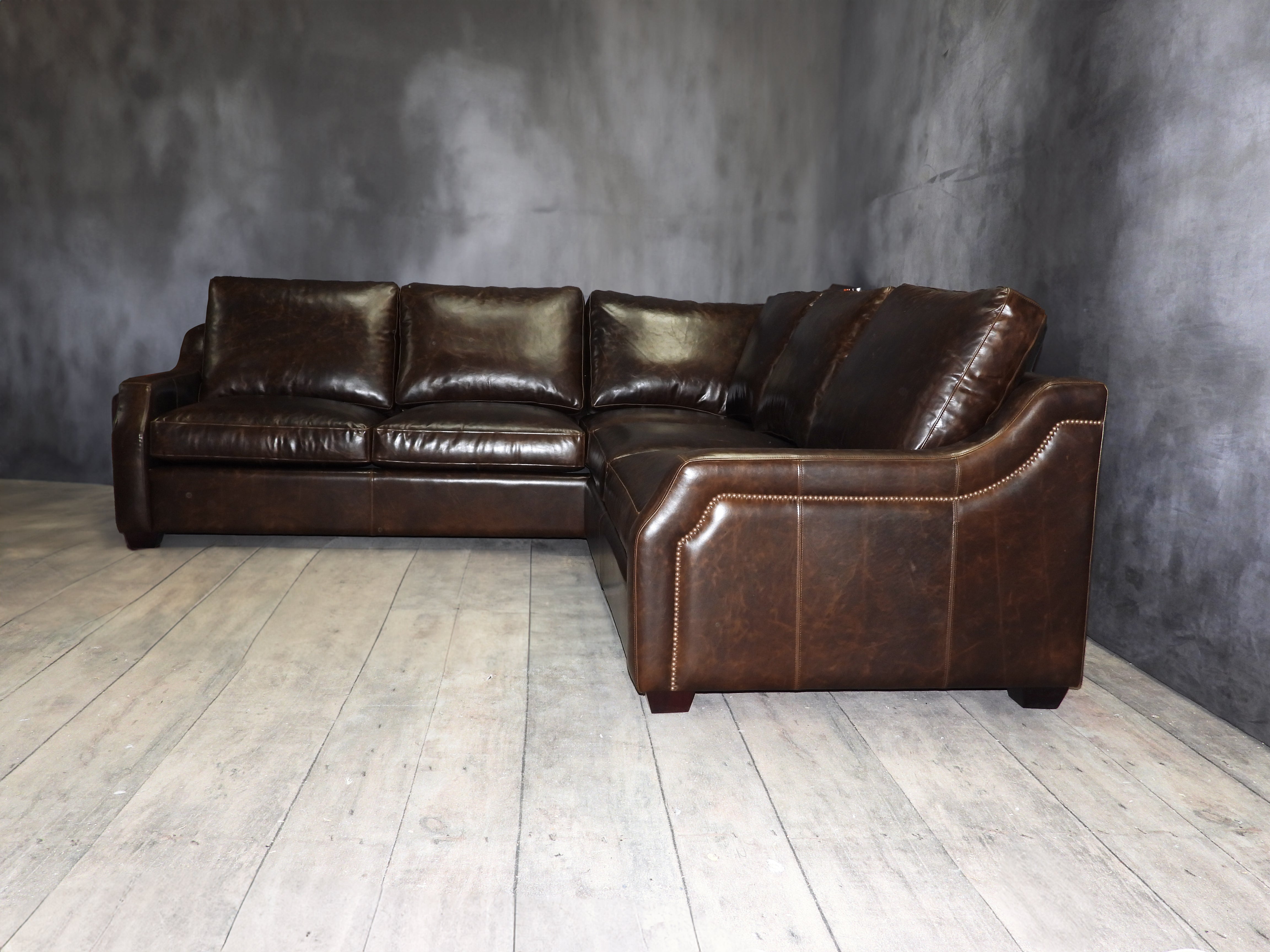 EL PASO LEATHER SECTIONAL