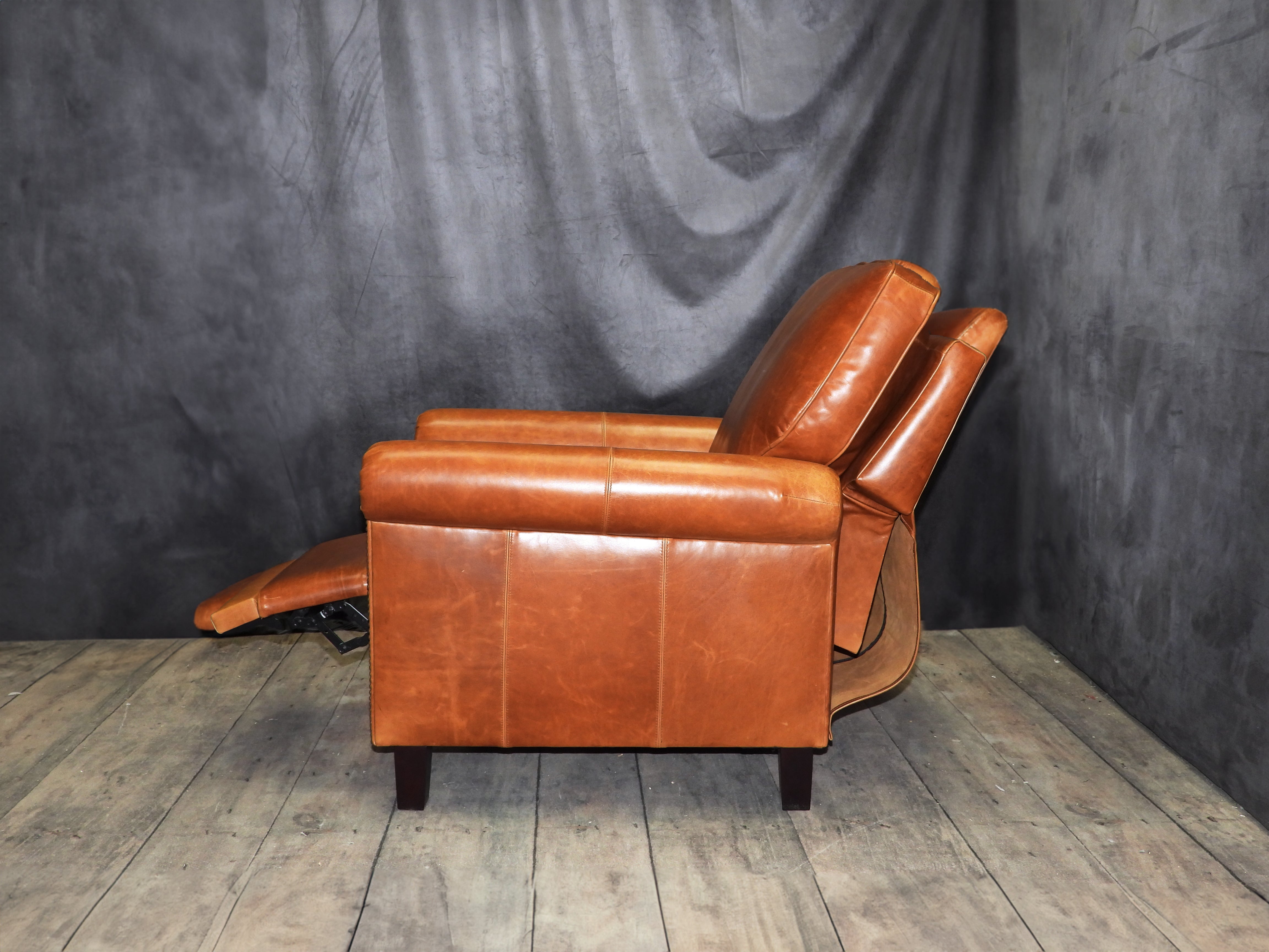 BOSTON RECLINER CHAIR